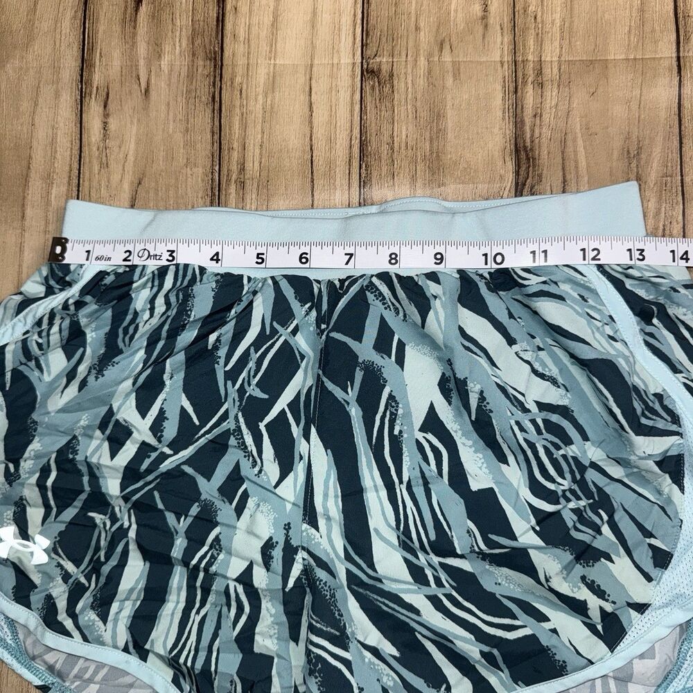 Under Armour Women's UA Fly-By 2.0 Printed Shorts Heatgear Loose Fit Size Small - Picture 9 of 9